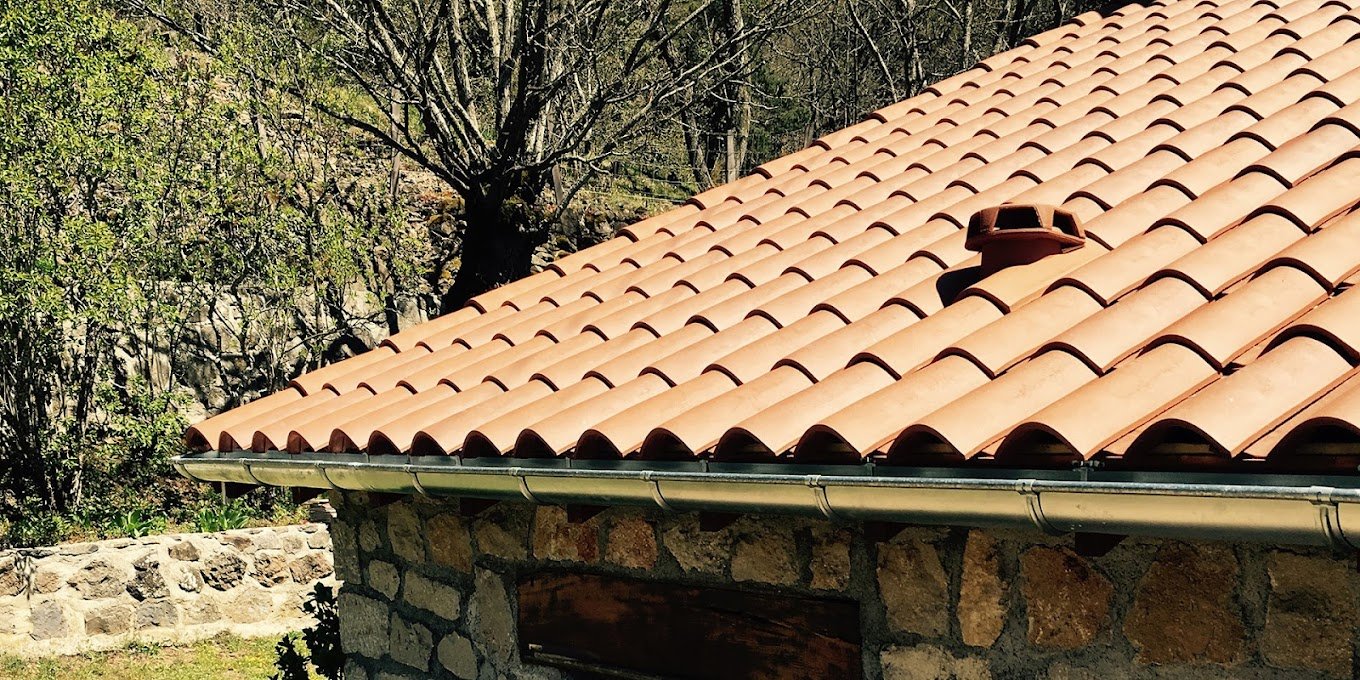 Zinguerie Sens – Pose de gouttières