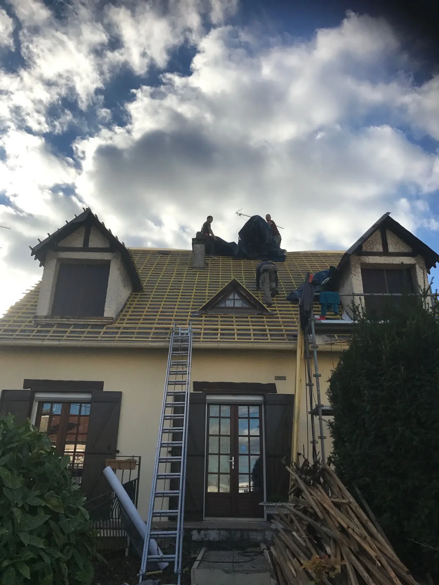 artisan couvreur sens expertise toiture renovation entretien