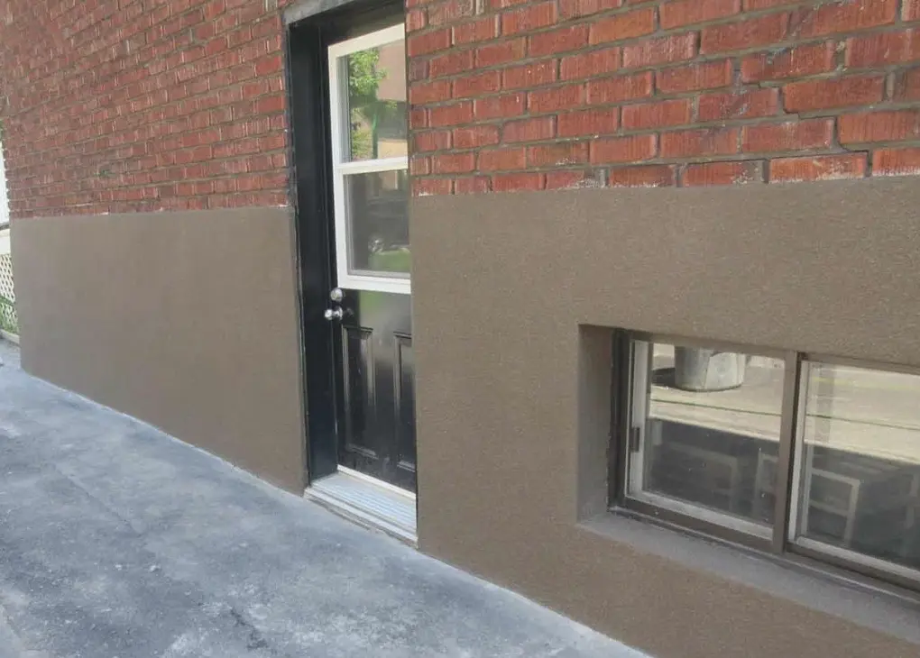 Ravalement de façade Sens – Application d’enduit